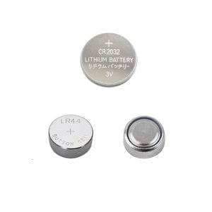 Photo of 1.5 and 3 volt button battery